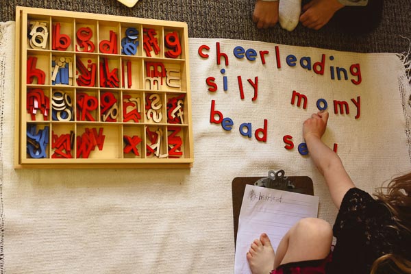 writing-with-the-moveable-alphabet-montessori-works